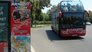 Sexy caserita de la linia turistica stie ce-si doresc strainii! Afla si tu ce vor sa viziteze nemtii cand ajung in Capitala!