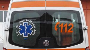 Dosar penal în cazul focarului de la Ambulanţa Olt! 26 de persoane au fost confirmate cu noul coronavirus