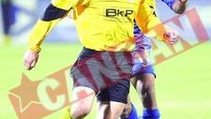 Dinamo cumpara, Steaua trage speranta
