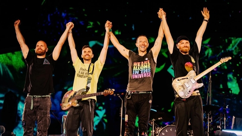 Cum sună maneaua Coldplay, cu Florin Salam în prim-plan. Parodia a apărut după ce scandalul cu Babasha s-a stins