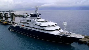 Fabuloasa avere a lui Abramovich: detine cel mai mare yacht din lume si are propriul sau Boeing 767!