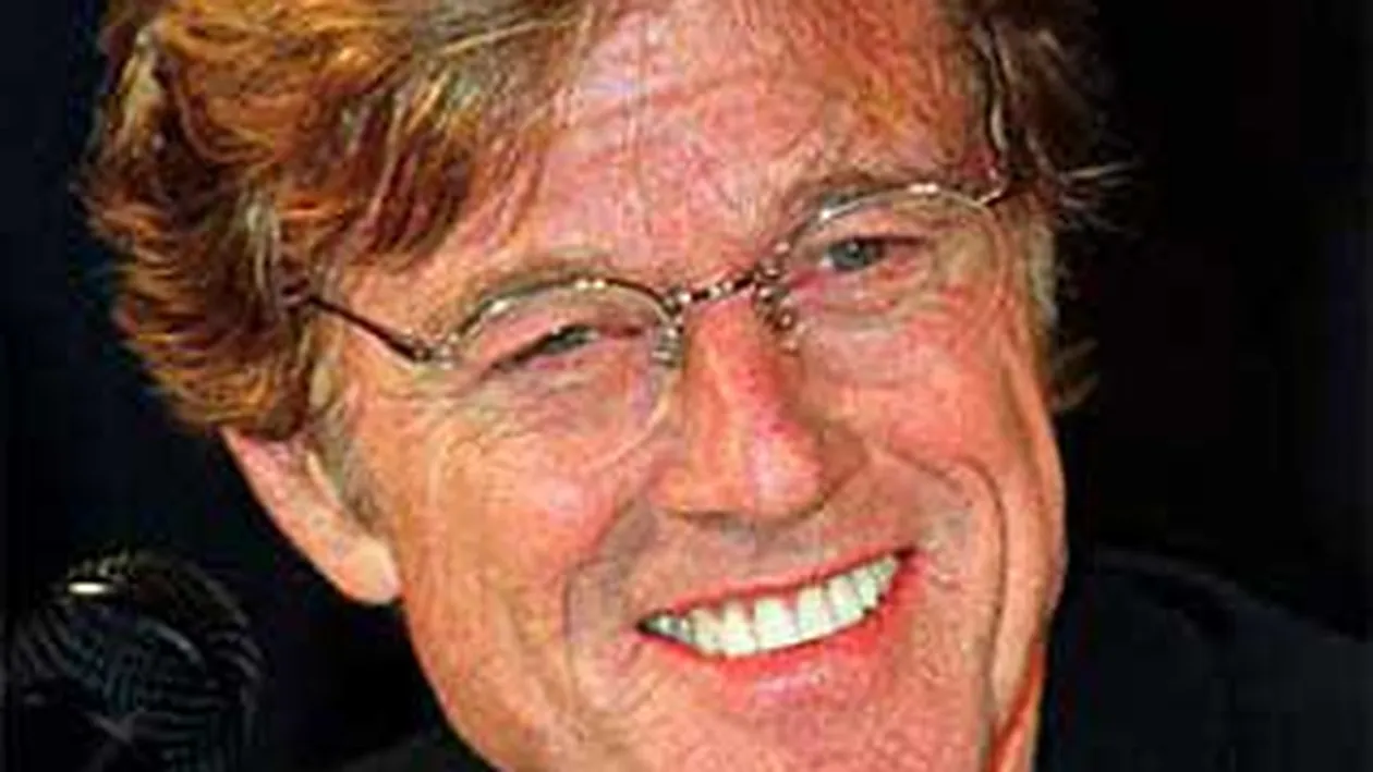 La 74 de ani, Robert Redford joaca tenis si calareste, datorita nevestei!