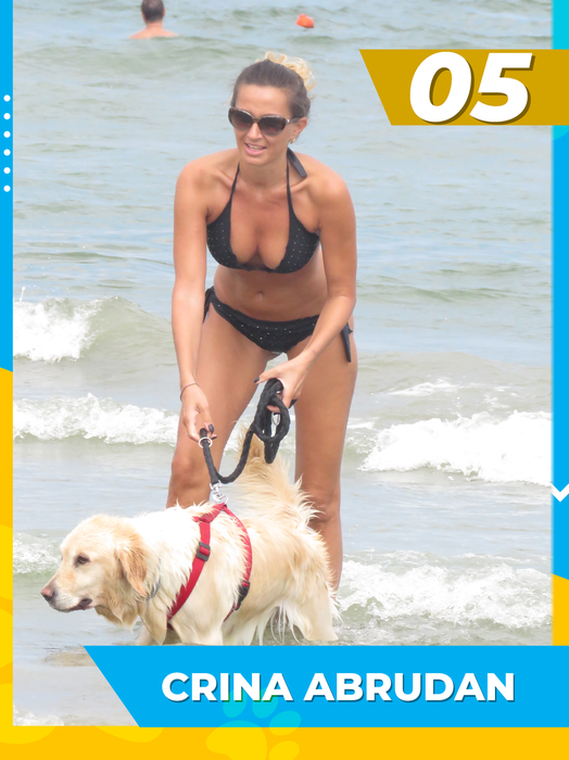 Top 25 dive cu prietenii necuvântători la plajă! Care e cea mai sexoasă dintre Bianca Drăgușanu, Crina Abrudan sau Lora?