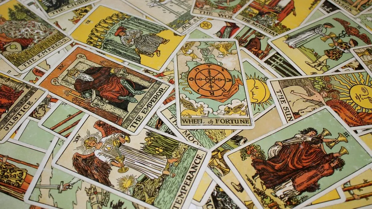 Cartea de Tarot a zilei de 31 decembrie 2025. Cartea Morții îți transmite un semn important: schimbarea nu mai poate fi amânată