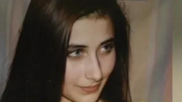 Ramai mut de uimire! Cum arata in adolescenta una dintre cele mai controversate prezentatoare tv din Romania