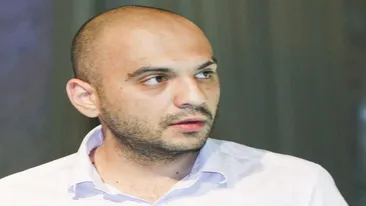 Fostul iubit al Annei Lesko are probleme cu bancile. Uite ce-a patit!