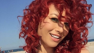 ELENA GHEORGHE, o nouă schimbare de look! S-a tuns şi a ales o coafură rebelă: ''Cred că mi se potriveşte... '' 