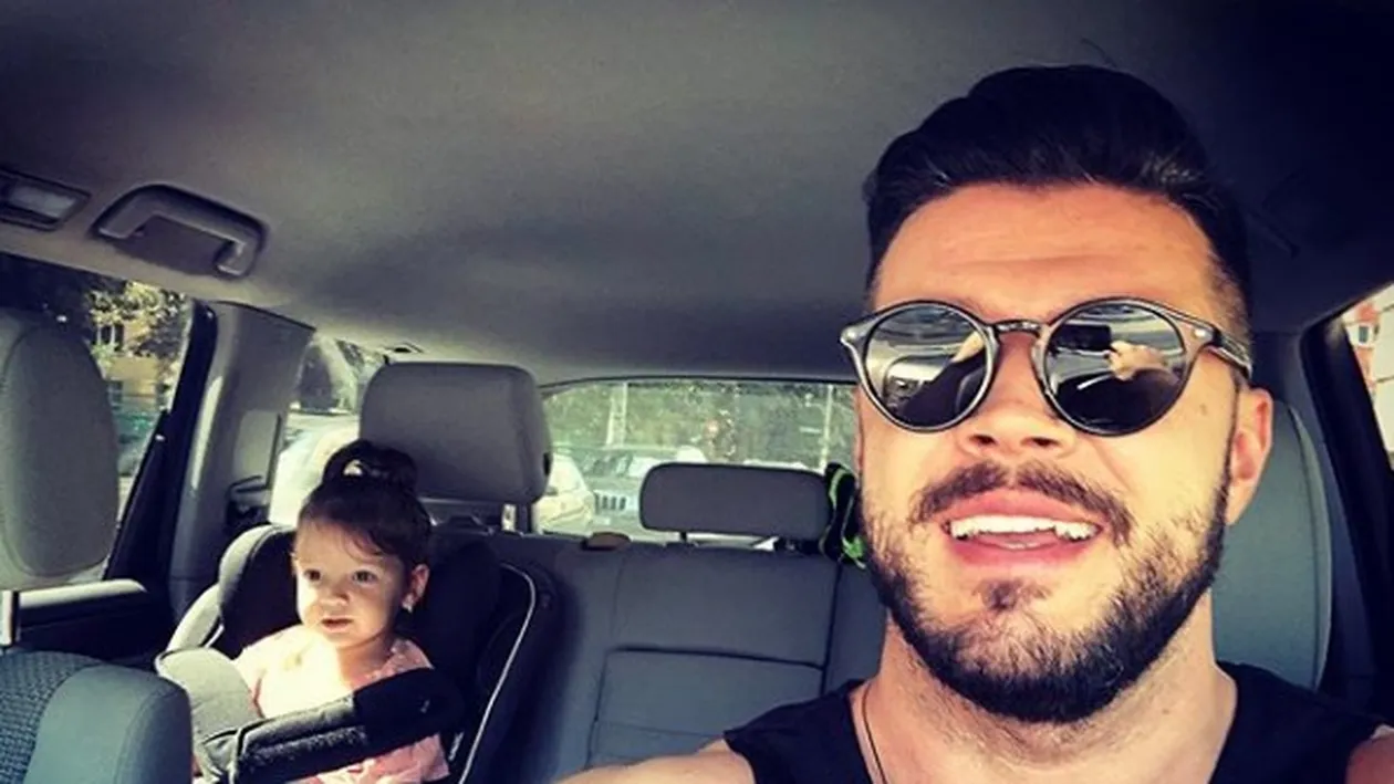 Mama sa l-a dat de gol! Cum arăta Victor Slav în copilărie