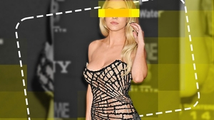Șoc și trădare la Hollywood! Actrița din serialul momentului și-a lăsat logodnicul baltă chiar înainte de nuntă! Paparazzi au surprins-o apoi cu alt actor celebru!