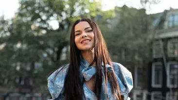 Care este numele real al celebrei cântăreţe INNA. Ce scrie în buletinul ei, de fapt