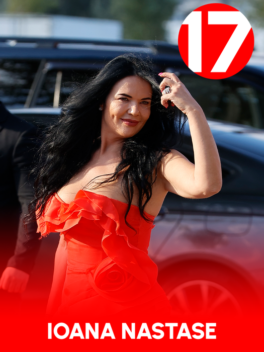 TOP 30 de vedete care-ţi taie respiraţia cu un simplu gest. Mădălina Ghenea, Bianca Drăguşanu sau Antonia şi-au făcut-o cu mâna lor