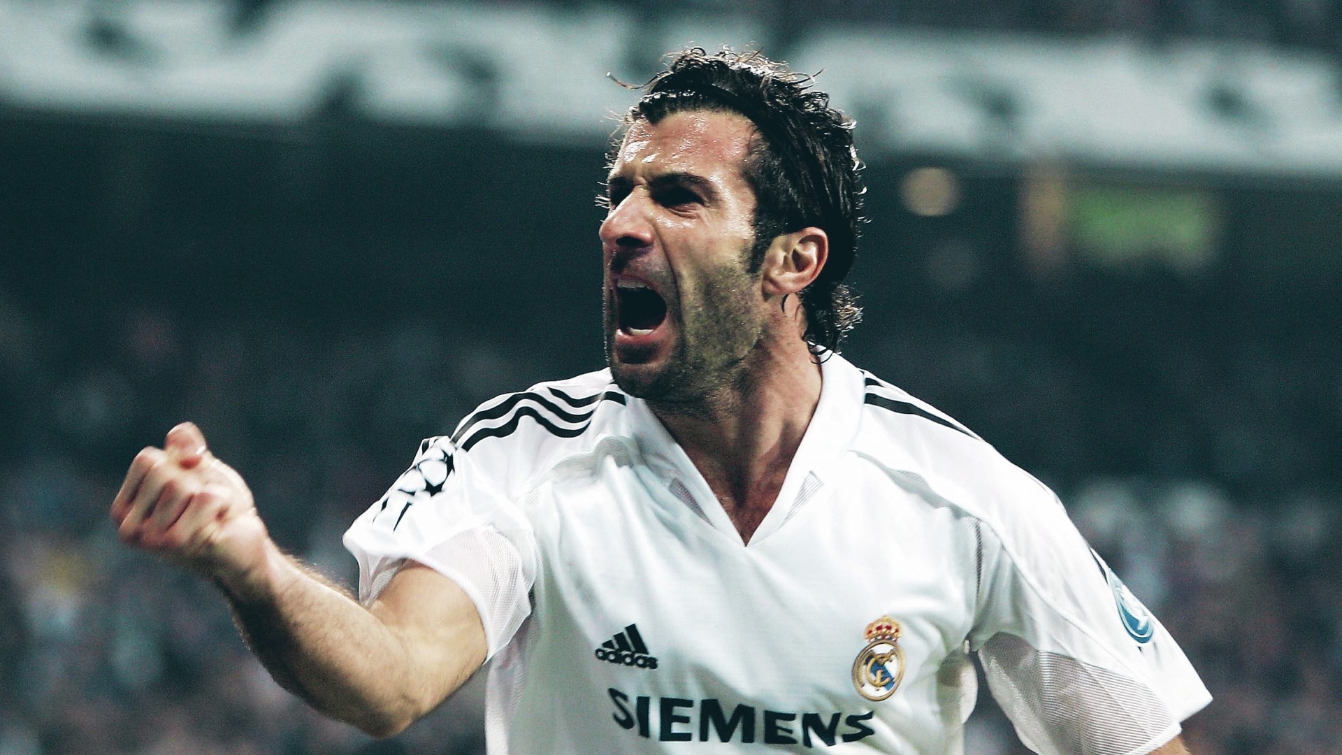 Luis Figo, la 48 de ani