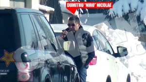 Se încearcă racolarea unui nou membru în ”grupul NIRO”. Dumitru "Niro" încearcă să se pună bine cu Dumnezeu!