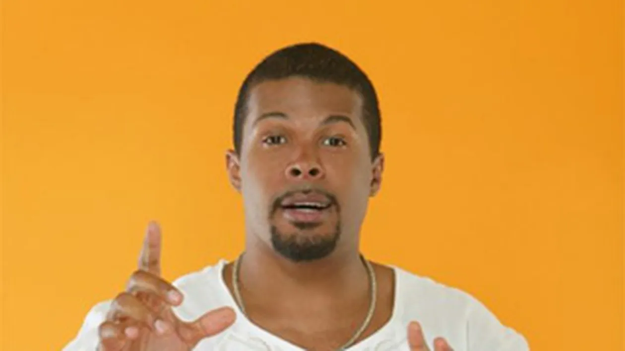 Cabral, despre certificatul de casatorie: E bun, acolo, in caz ca vine vreunu' si zice ca nu-i sotia mea