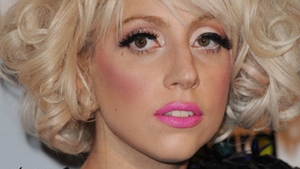 Lady Gaga, innebunita dupa gatit