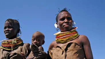 Crede ca e blestemata! O femeie a nascut  sase pereche de gemeni in 17 ani