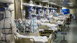 Coronavirusul continuă să facă victime! Directorul unui liceu din Suceava a murit, răpus de virusul ucigaș