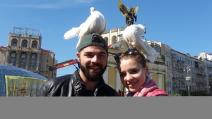 IMAGINI ÎN PREMIERĂ cu Ilinca şi Alex Florea în Ucraina. S-au rugat să câştige ”Eurovisionul”, iar tradiţia spune că… aşa va fi!