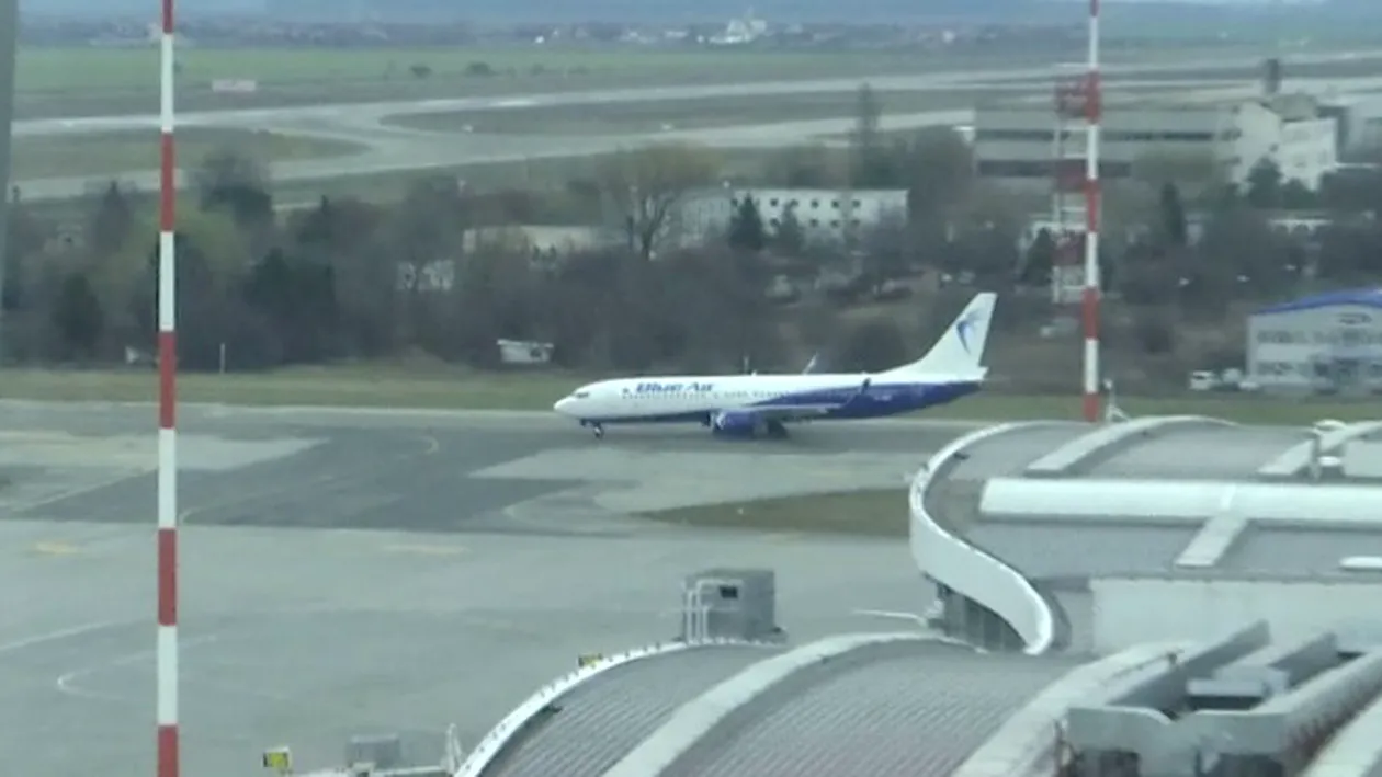 Incidente aviatice în lanţ, pe aeroportul din Bacău, în această dimineaţă!