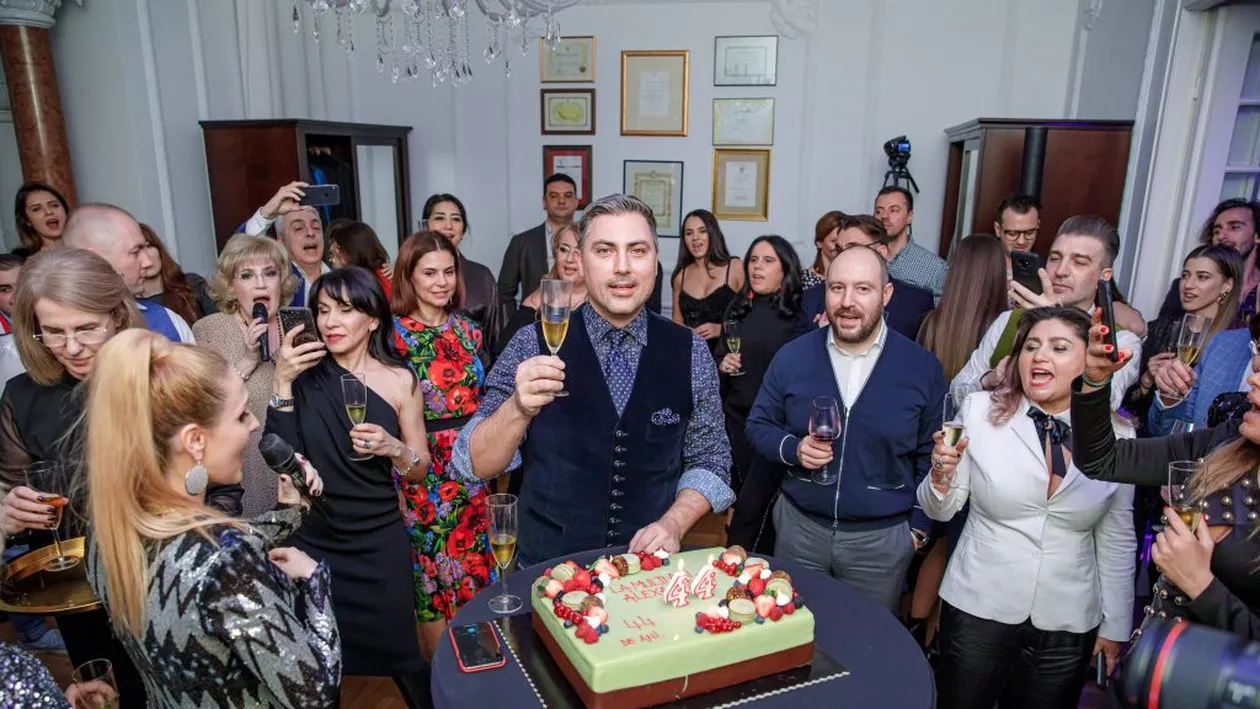 Alexandru Ciucu a împlinit 44 de ani! Ce invitați surpriză a avut și ce artistă celebră a întreținut atmosfera