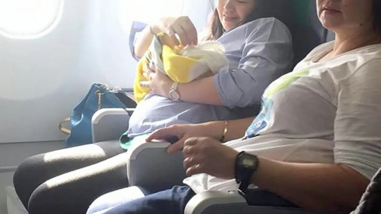 Însărcinată în luna a şasea, o femeie a născut în avion! Ce gest au făcut pasagerii