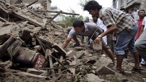 Bilantul victimelor cutremurului din Nepal a crescut la 5.489 de morti