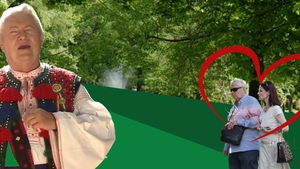 Imagini în premieră! Și-a asumat iubita cu 23 de ani mai tânără decât el!