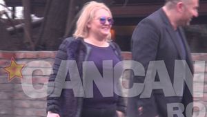"Filantropica" şi Clejanii! Cum au reacţionat Viorica şi Ioniţă după ce au fost abordaţi de un cerşetor în cârje