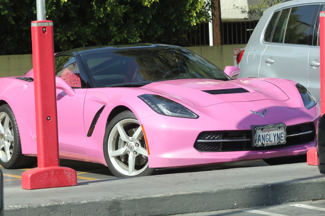 Faimoasa masina Corvette a lui Angelyne in 2024. Foto: Profimedia