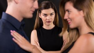 O româncă din Spania a fost condamnată la închisoare pentru că i-a încălcat intimitatea amantei soțului ei