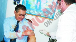 Sefii judetelor se vaccineaza pe capete
