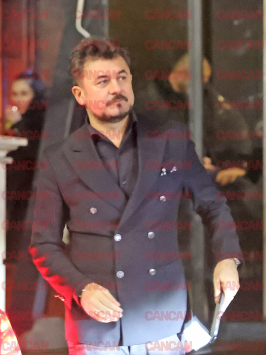 Cristian Onețiu a închis laptopul și a ieșit cu soția la club. Ziua face milioane, seara golește paharele