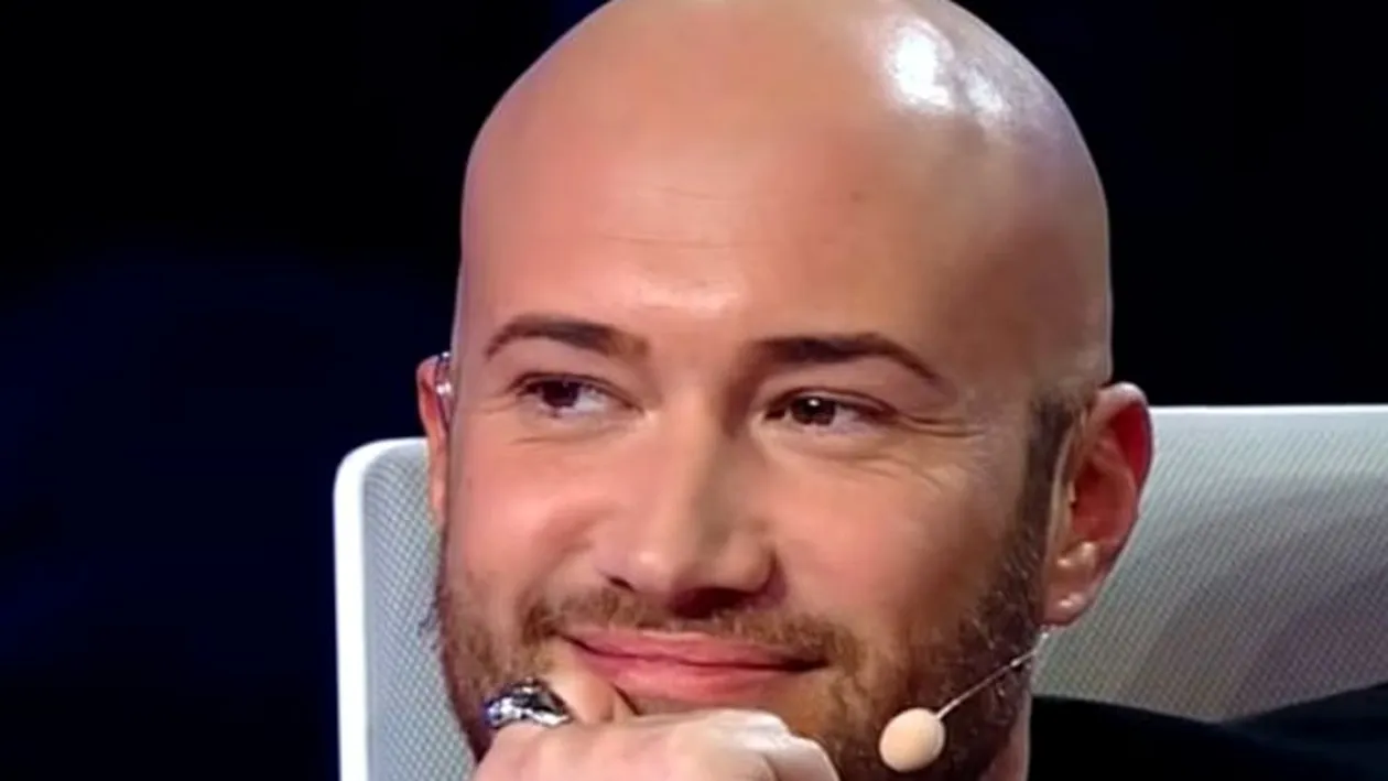 Mihai Bendeac, cu păr! Imaginile făcute publice de fosta lui dirigintă