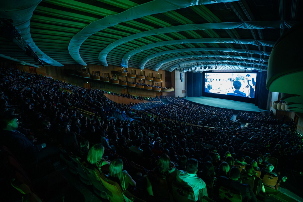 Premiera de gală a filmului Cravata Galbenă,  un eveniment de excepție la Sala Palatului