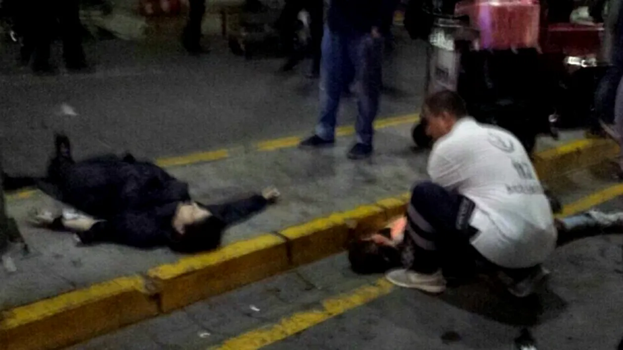 Un român a fost rănit în atentatele de pe aeroportul Ataturk
