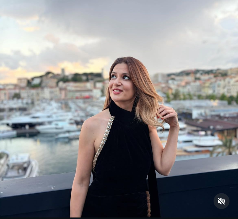 Dieta Amaliei Enache. Cum a reușit știrista de la Pro TV să aibă o siluetă de vis la 48 de ani