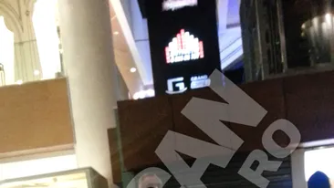 Te-ai fi putut astepta sa vezi un martian in mall, dar pe el niciodata! Un milionar roman a dat shoppingul de lux pe chilipiruri