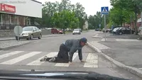 Bețivanii, cu urechile ciulite! Asta e rugăciunea care le va curma viciul! VIDEO DE CAZI PE SPATE