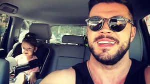 Prima reacție a lui Victor Slav după dezvăluirea că are o nouă iubită: „Am cunoscut-o prin intermediul lui Cazacu!”