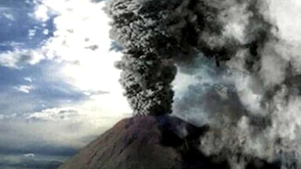 Un vulcan a erupt in Japonia!