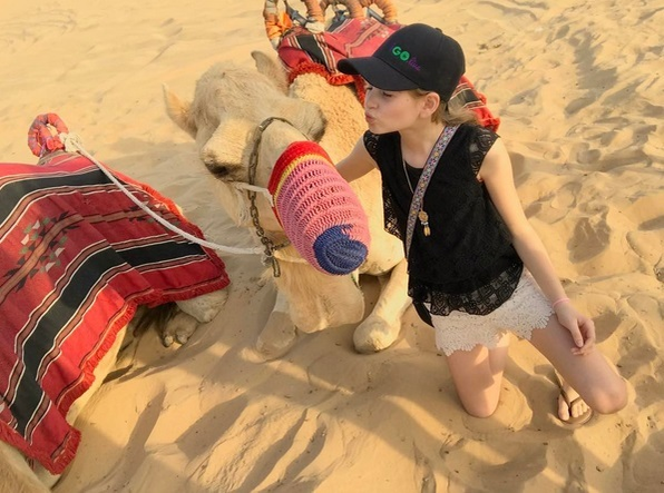 Irina Columbeanu, în vacanţă în Dubai, împreună cu mama ei