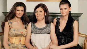 O sa-ti dea lacrimile instant! Ce a facut mama Monicai Gabor cu o seara inainte sa moara: Am stat pana tarziu