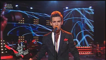 Are doar 16 ani, dar a frânt mii de inimi cu glasul său! Laurean Manta a trecut de la doine, la piese de dragoste!