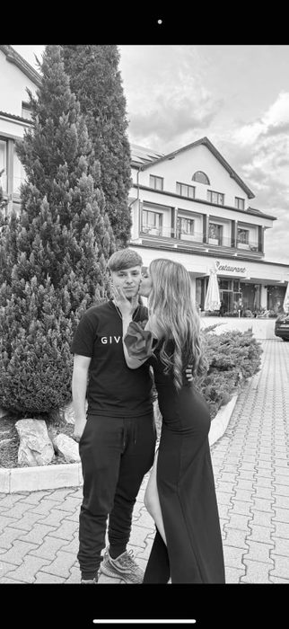 Rareș Gligor, elevul de 17 ani care a căzut în gol de pe o stâncă. Sursa foto: social media