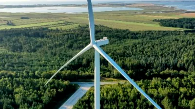 Distrugeri în lanț la instalații eoliene din România. Investitorii cer intervenția autorităților