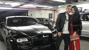 Cum l-a aşteptat ANDREEA SASU pe iubitul ei, PHILIPP PLEIN, de ziua lui! Fotografia din dormitor a stârnit imaginaţia bărbaţilor