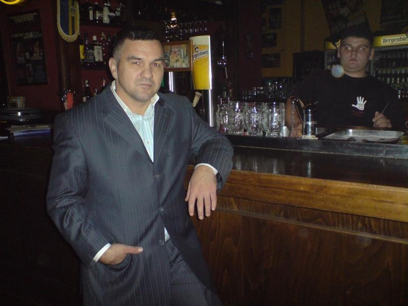 Doroftei s-a răzgândit! Nu mai pleacă din ţară şi a bătut palma cu Primăria Ploieşti
