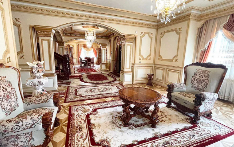 Ce preț are vila scoasă la vânzare de familia lui Nicolae Guță/ Foto: OLX