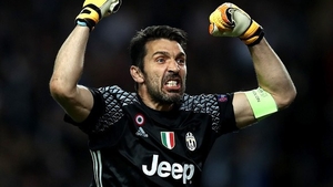 Buffon către arbitrul Oliver: „Nu ești om, ești animal!”