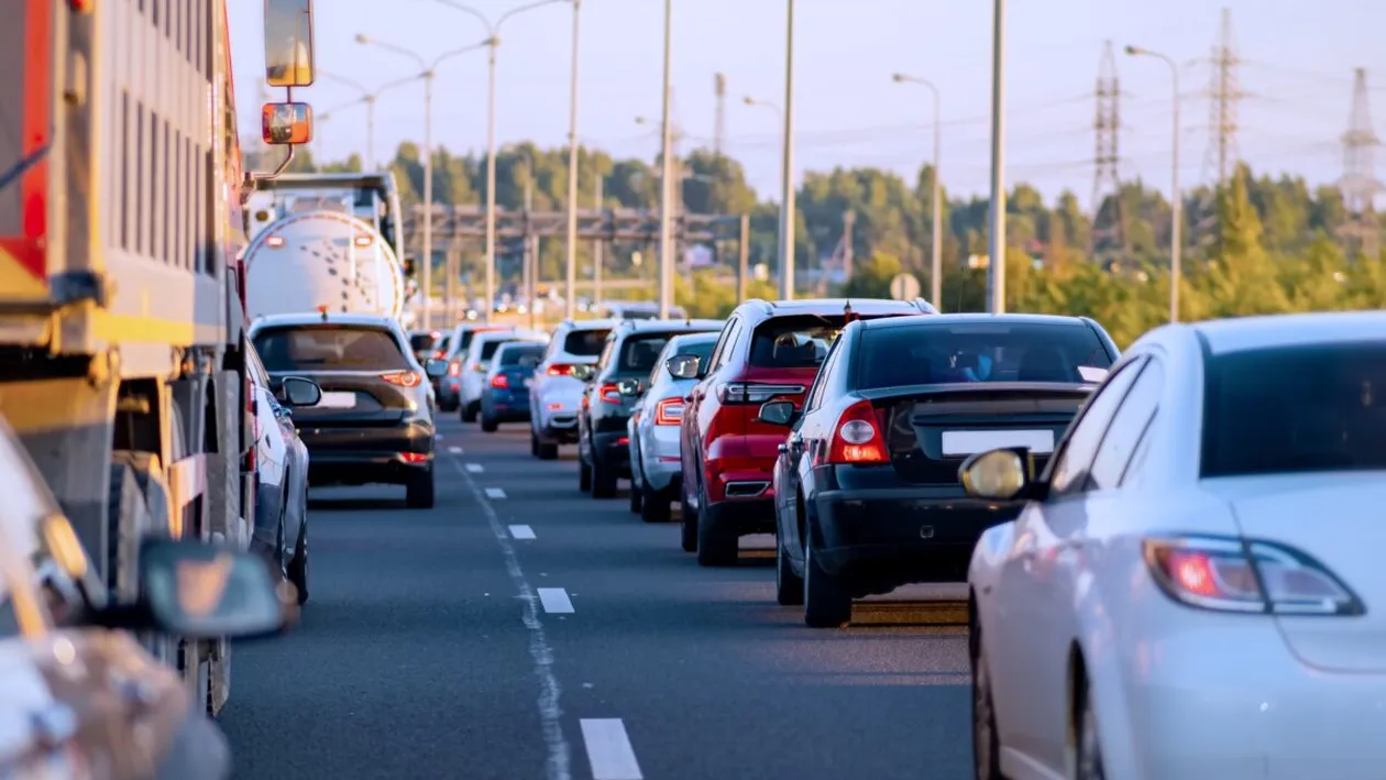 Rovinieta se scumpește începând de azi, 1 septembrie 2025. Cât plătesc în plus șoferii